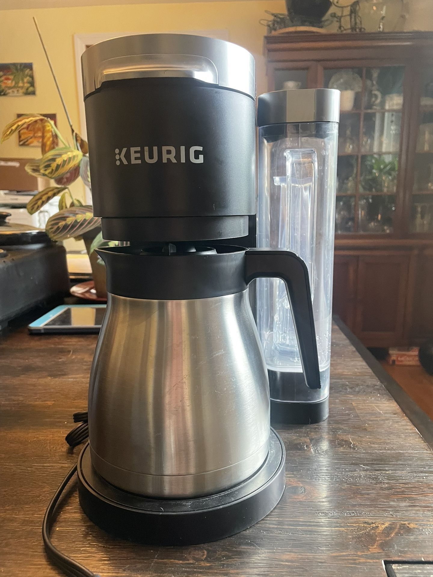 Keurig Dual pro - Coffee Maker