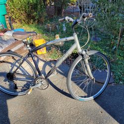 NEWPORT K 2.  700C 28 INCH 