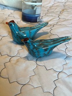 Art Glass Bird Checken Nesting Figurine