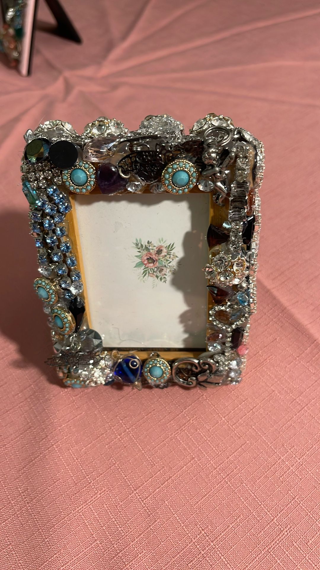 Unique Frame