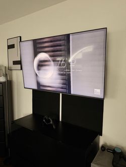 Samsung 55 inch TV QLED display