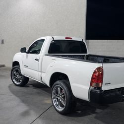 Toyota Tacoma Single Cab