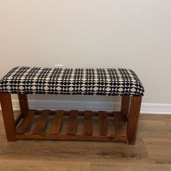 Wood entry Bench 