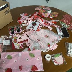 Berry 1st Birthday Unused Decor 