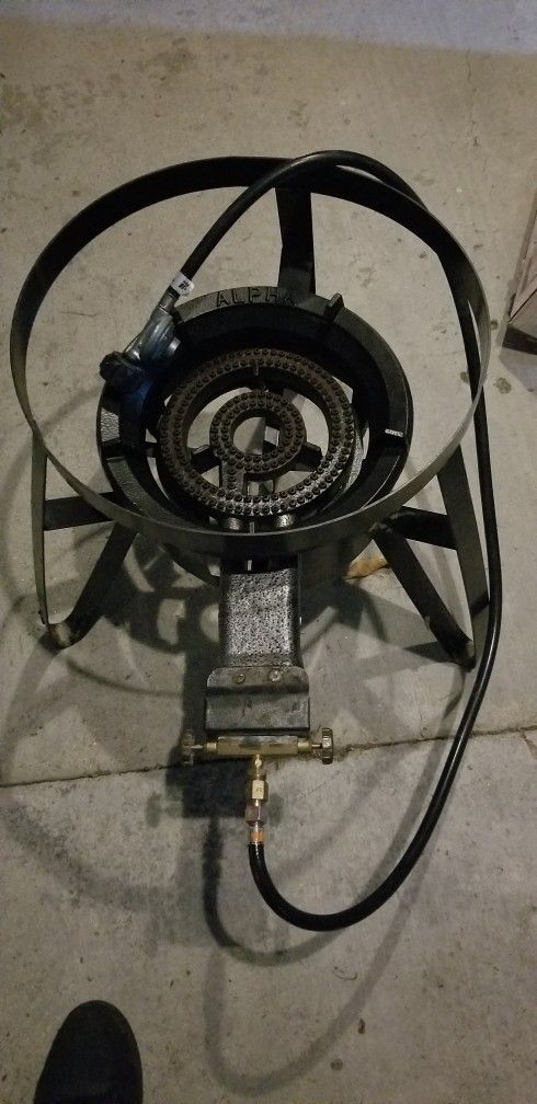 Outdoor Burner Uses Propane gas