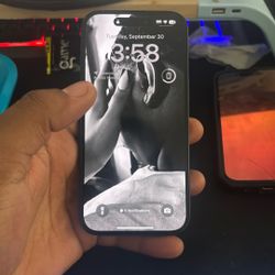 iPhone 15 