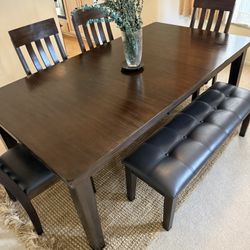 Dinning Room Table Set 