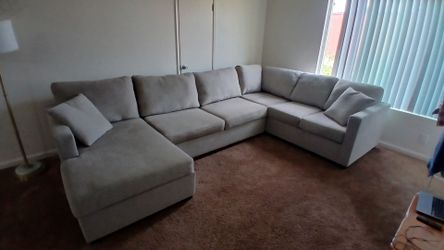 Large Gray Fabric Sectional Sofa with Chaise