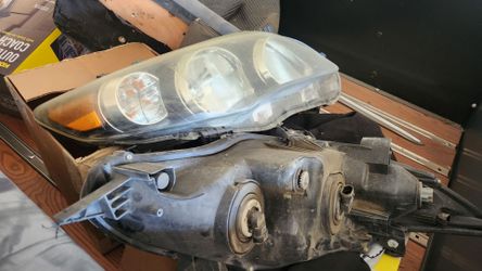 2013 Toyota corolla S headlights