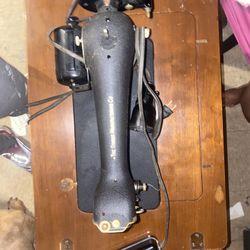 Old Singer Sewing Machine & Table