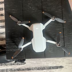 DJI Mini 2 Fly more Combo 