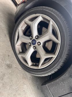 Ford focus wheels and tires