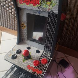 Arcade 1 Up Frogger Counter-Cade 