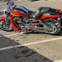 2005 Harley  Davidson VRSCSE Screamin' Eagle