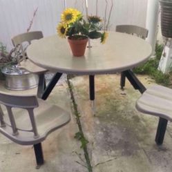 Heavy Duty Outdoors Patio Table W 4 Chairs Metal Fiberglass 