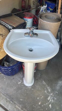 Bathroom sink