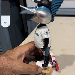 Rare Billy The Marlin  Ceramic Bobble Head ..Legends of The Diamond…(check my Items posted for other figurine Offers)