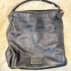 Marc Jacob’s Leather Hobo Bag- Black