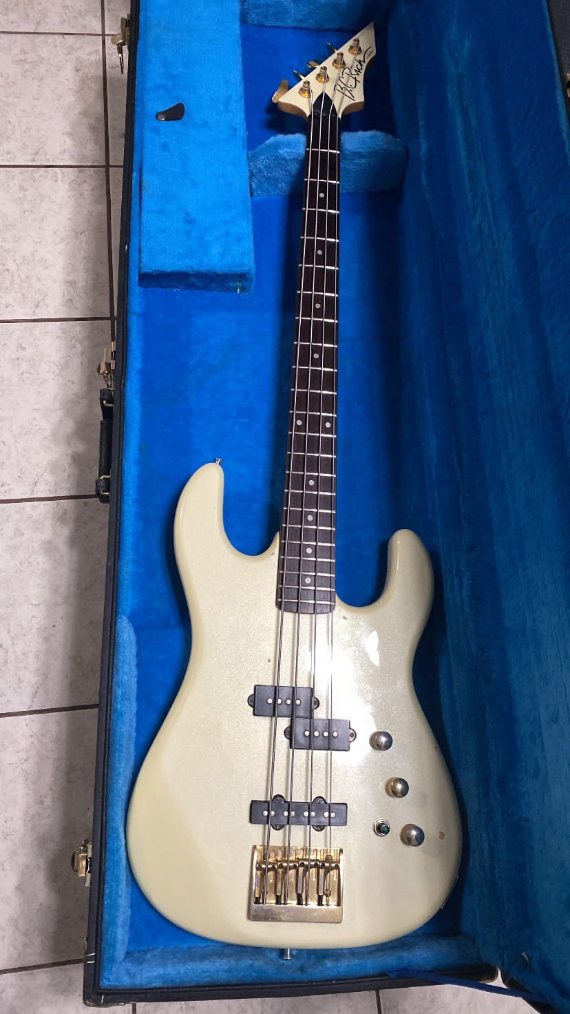 Bc Rich Gunslinger Bass Vintage 