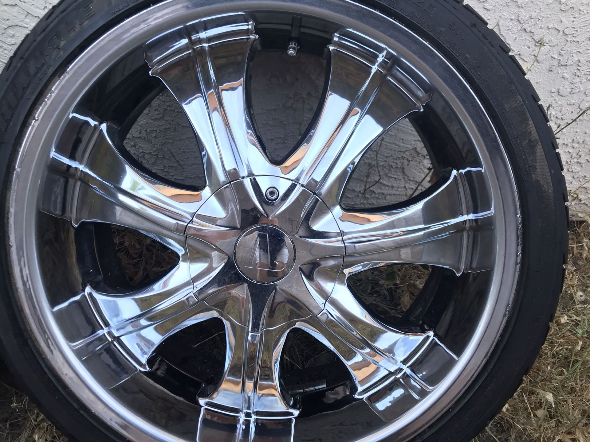 Velocity chrome rims 17 Inch for Sale in Phoenix, AZ OfferUp