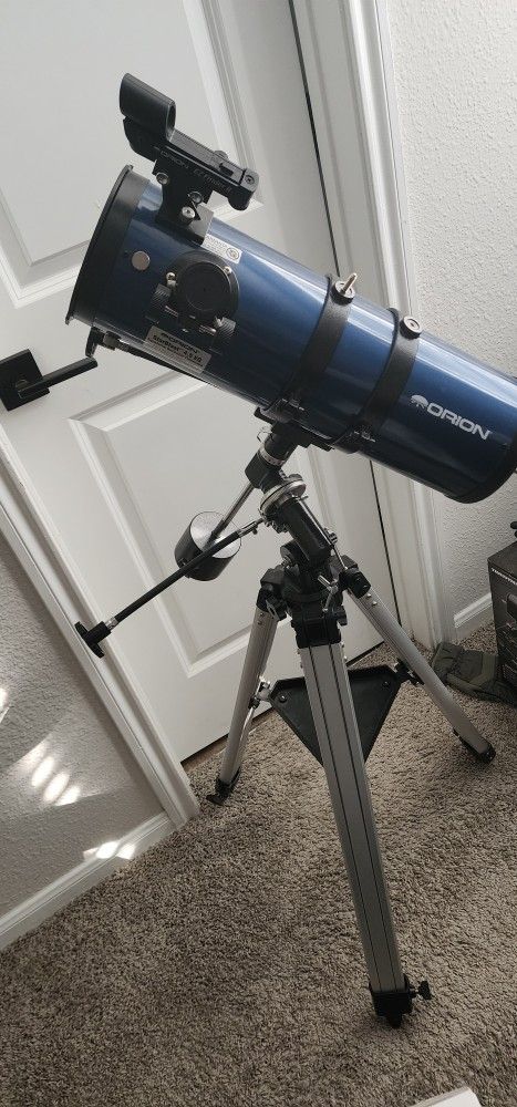 Orion Starblast 4.5 Telescope