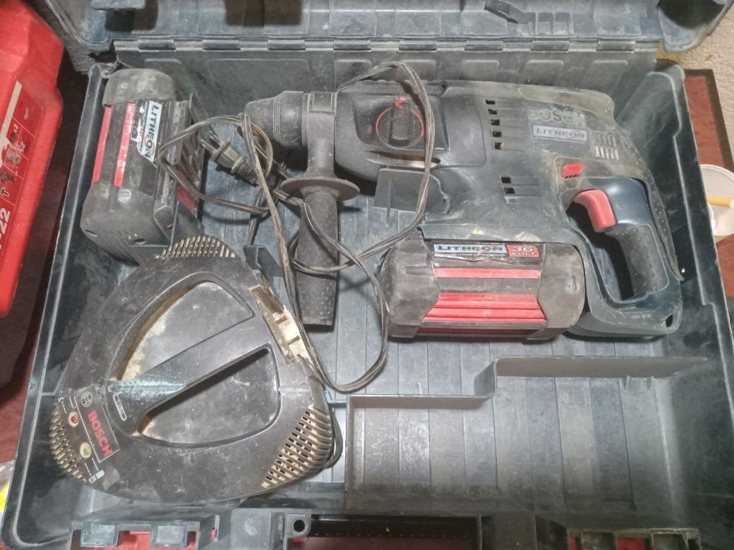 Bosch GBH 36 V-LI SDS hammer Drill W/ 2Batteries