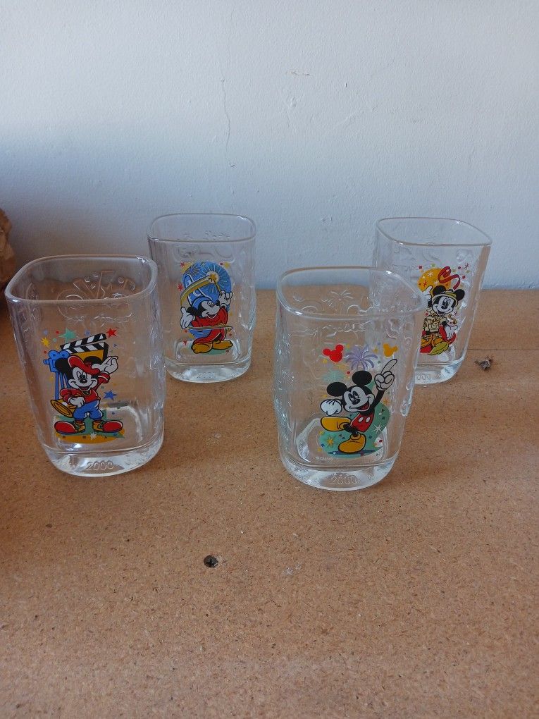 Set Of McDonald's Micky Mouse 2000
