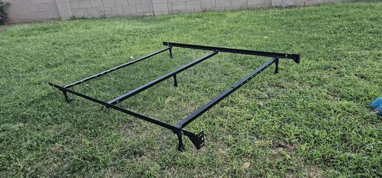 **Thick Metal Bed Frame**( for twin and full size)