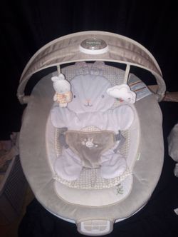 Baby used bouncer