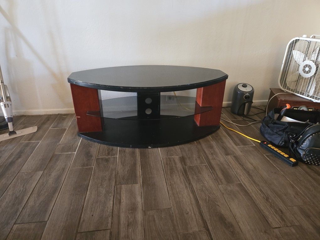 TV Stand With Glass Shelves