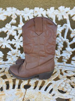 Girls cowboy boots