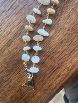 Pearly Stone Necklace