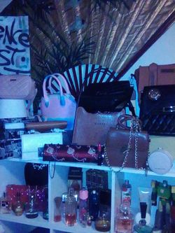 Huge Purse Lot All Name Brand All Like Brand New 