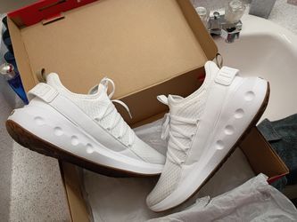 Puma White W/Gum Bottom Size#9.5