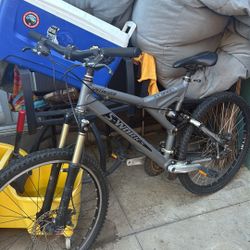 s works mtb bike (NOT FREE) 