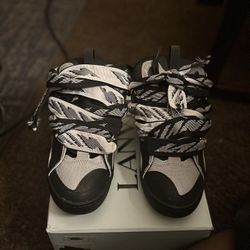 Black and Grey LANVIN very authentic and styleable