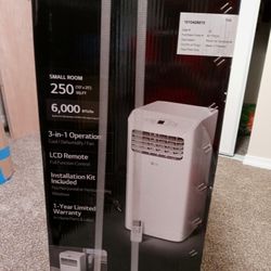 LG Portable air conditioner 6000 Btu 250 Square feet Brand new