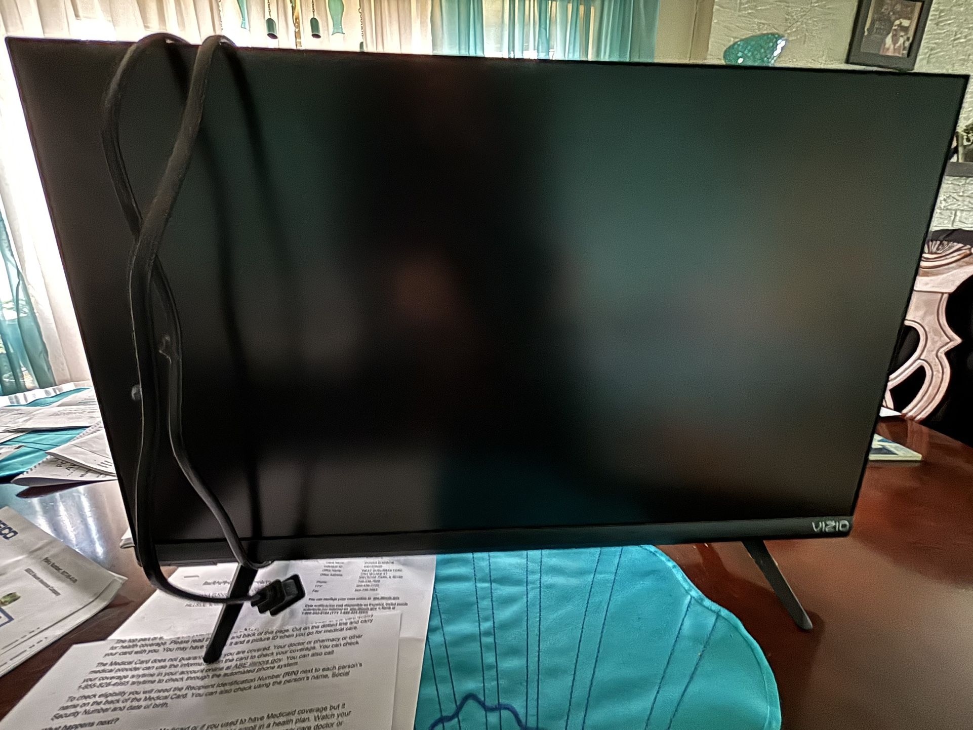 24” Vizio Smart Tv