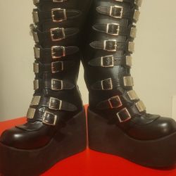 Women's Boots 6.5 