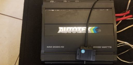 Can music 2000 watt auoteck with bass knob