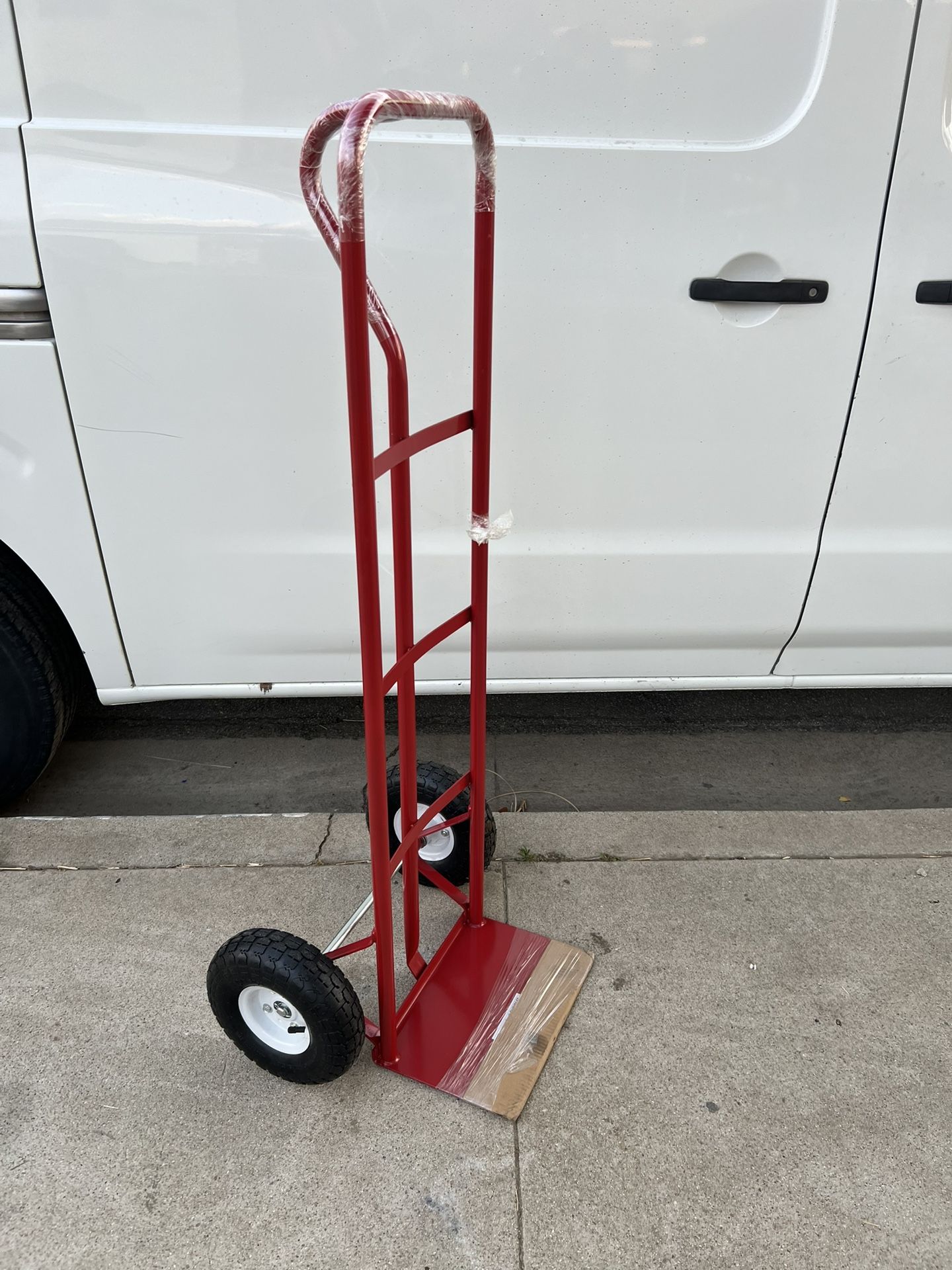 600 LBS Capacity Hand Truck, Dolly (New)