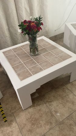 Title: Refurbished Stucco & Tile Patio Coffee Table – Southwestern Style