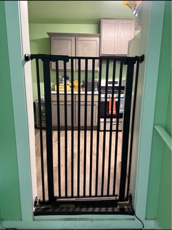 Extra tall gate
