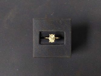 Women's Ring - Solitaire - White Gold 14k (.585) 1.9 grams Size 5.5
