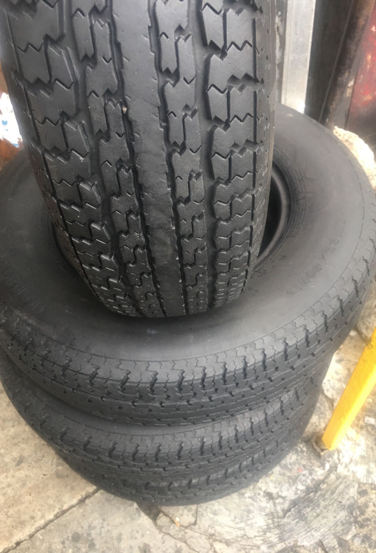 Trailer tires 185/80/13 used