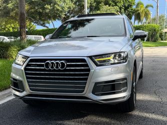 2018 Audi q7 Clean title/7seats