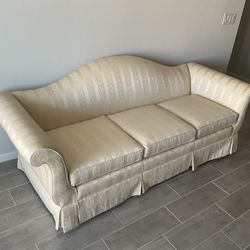 CR Laine Luxury Sofa – Traditional Camelback Couch – Excellent Condition