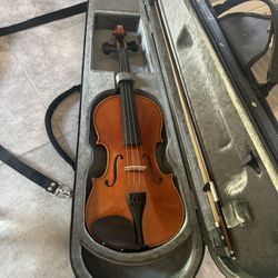 Yamaha Violin 4/4 4 Strings AV5