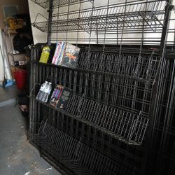 Metallic shelving commercial 