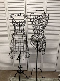 Dress rack